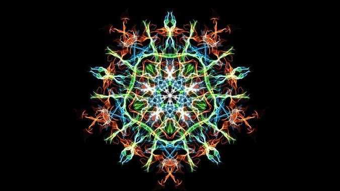 《潜伏》里的翠萍为什么不会被人怀疑是卧底？